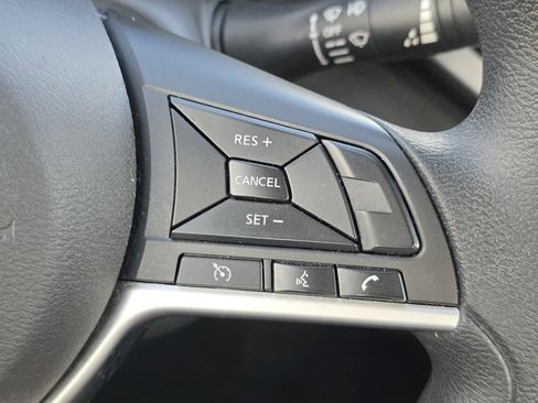 Used 2023 Nissan Altima 2.5 SV image 17