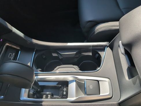 Used 2025 Subaru Ascent Limited image 40