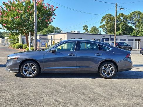 Used 2024 Honda Accord EX image 4