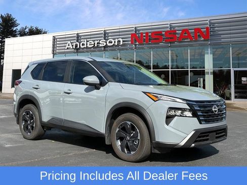 Used 2026 Nissan Rogue SV w/ Cold Weather Package AWD/4WD image 1