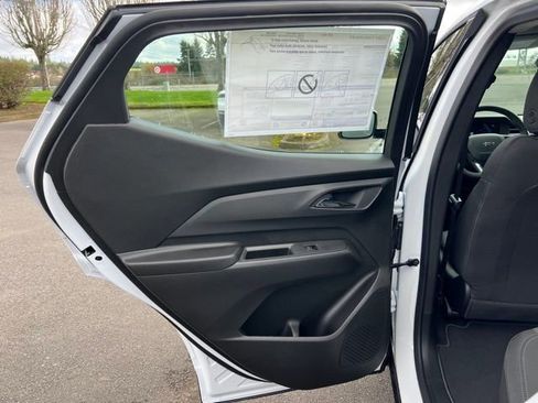 New 2027 Chevrolet Bolt LT image 11