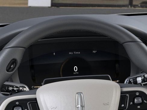 New 2026 Lincoln Corsair Premiere image 13