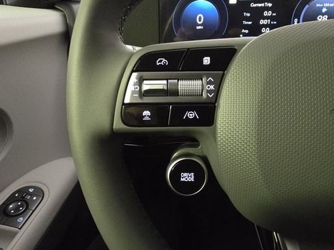 New 2025 Hyundai Ioniq 5 SEL image 16