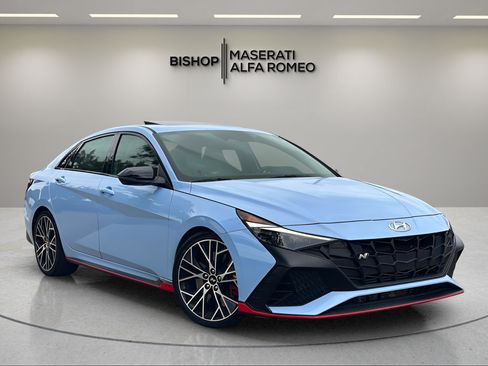 Used 2022 Hyundai Elantra N FWD image 1