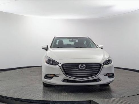 Used 2017 MAZDA MAZDA3 Sport FWD image 12