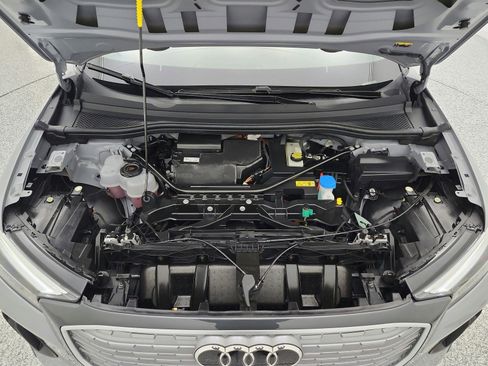 Used 2023 Audi Q4 e-tron Premium Plus w/ Premium Plus RWD image 16