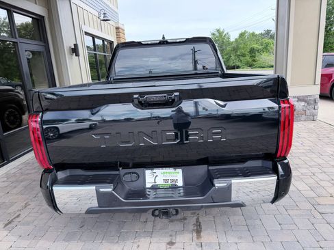 Used 2022 Toyota Tundra SR5 RWD image 4