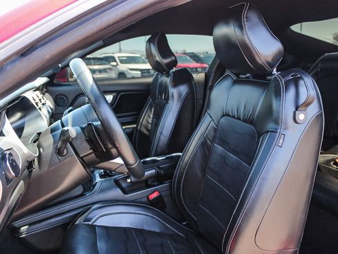 Used 2020 Ford Mustang GT Premium w/ Equipment Group 401A RWD image 17