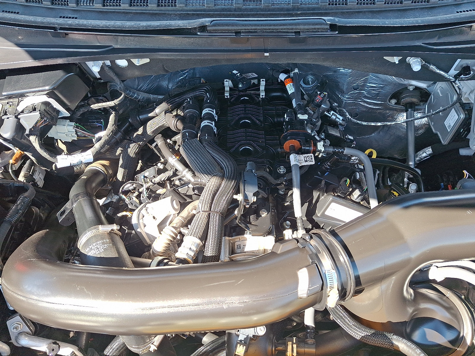 Used 2025 Ford Expedition Active AWD/4WD image 28