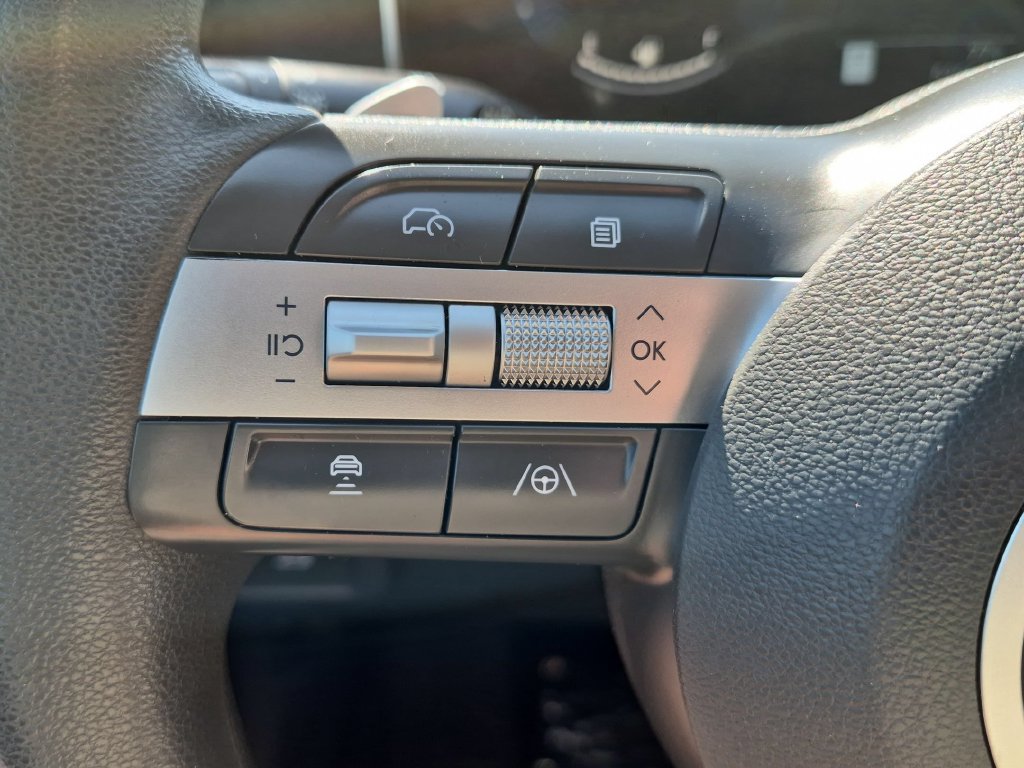 Used 2025 Hyundai Sonata SEL FWD image 20