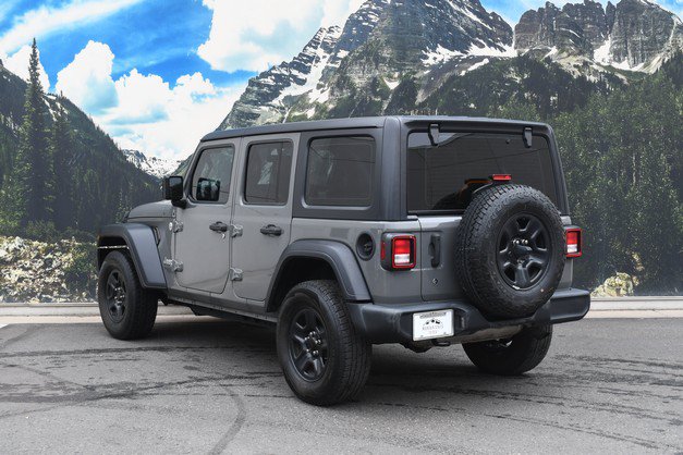 Used 2018 Jeep Wrangler Unlimited Sport AWD/4WD image 9