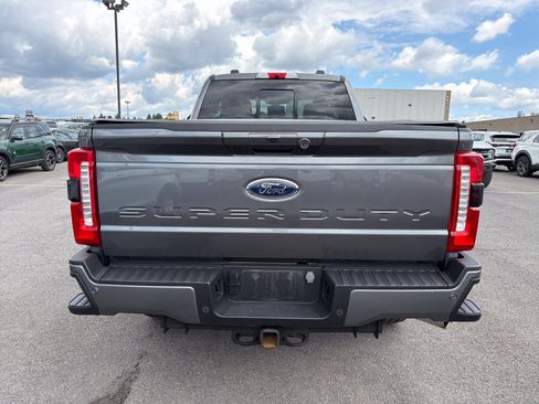Used 2023 Ford F250 Lariat w/ Sport Appearance Package AWD/4WD image 6