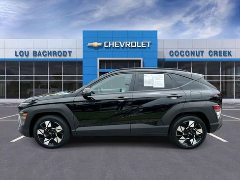 Used 2025 Hyundai Kona SEL FWD image 5