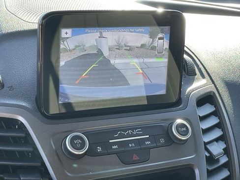 Used 2020 Ford Transit Connect XLT image 17