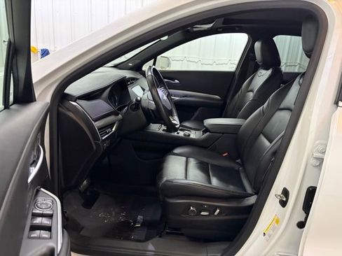 Used 2019 Cadillac XT4 Premium Luxury AWD/4WD image 29