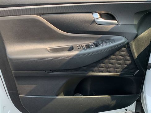 Used 2020 Hyundai Santa Fe SE FWD image 15