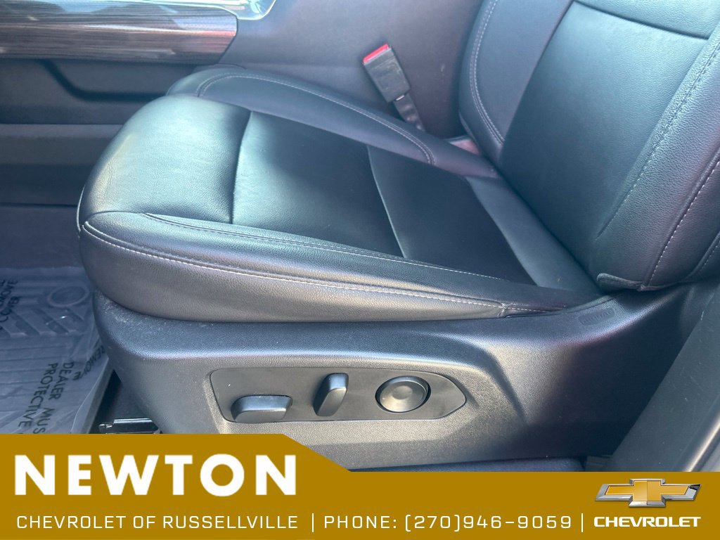Used 2025 Chevrolet Silverado 1500 RST w/ RST All Star Premium Package AWD/4WD image 6