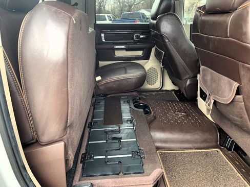Used 2014 RAM 1500 Laramie Longhorn RWD image 40