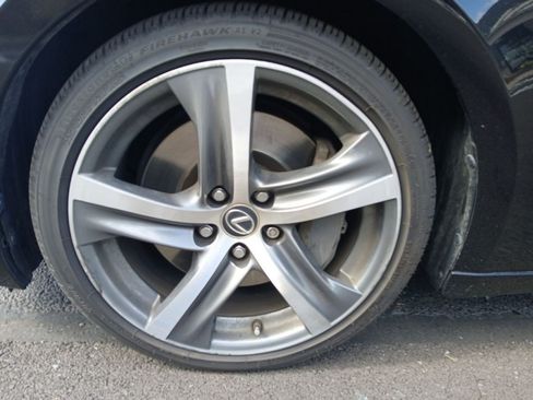 Used 2018 Lexus IS 300 AWD w/ Comfort Package image 11