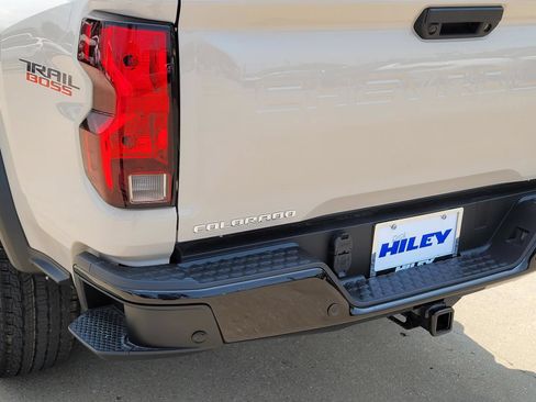 New 2026 Chevrolet Colorado Trail Boss AWD/4WD image 4