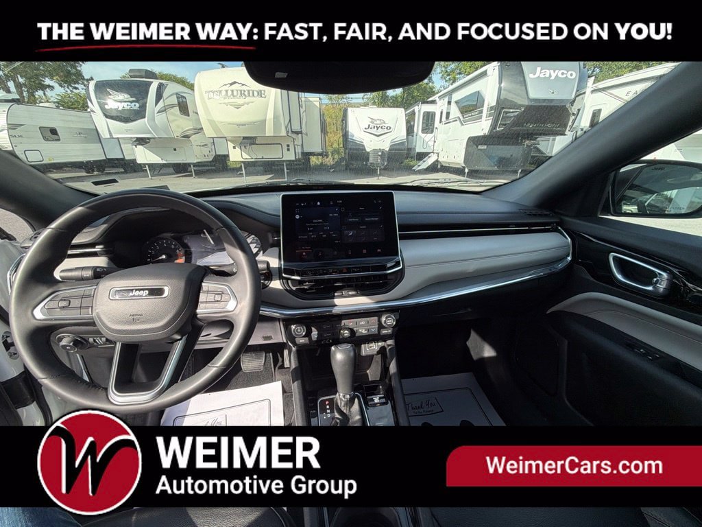 Used 2024 Jeep Compass Limited AWD/4WD image 36