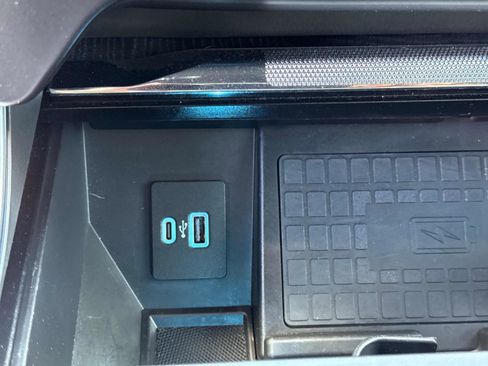 Used 2021 Ford F150 Platinum w/ Equipment Group 701A High image 27