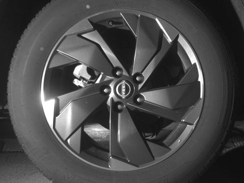 Used 2025 Nissan Rogue SV AWD/4WD image 15