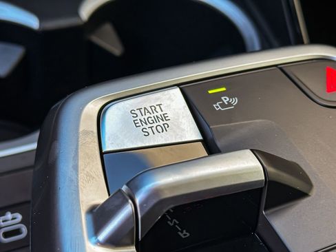 New 2025 BMW X1 xDrive28i w/ Convenience Package image 16