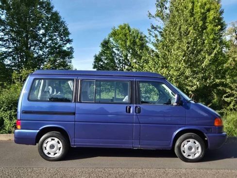 Used 1999 Volkswagen Eurovan MV FWD image 8