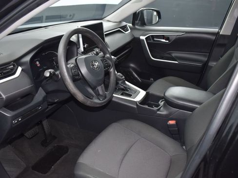 Used 2023 Toyota RAV4 XLE w/ Convenience Package image 8