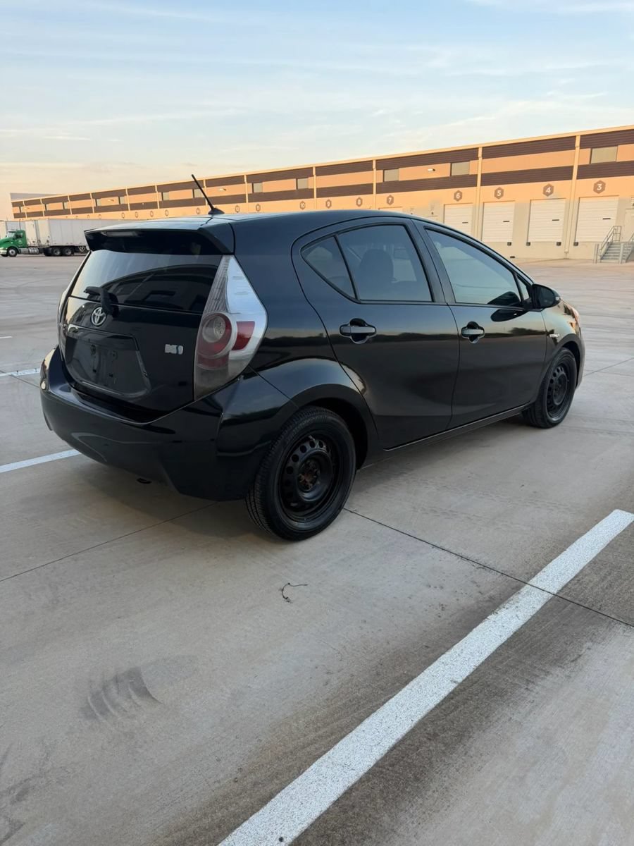 Used 2013 Toyota Prius C Two FWD image 6
