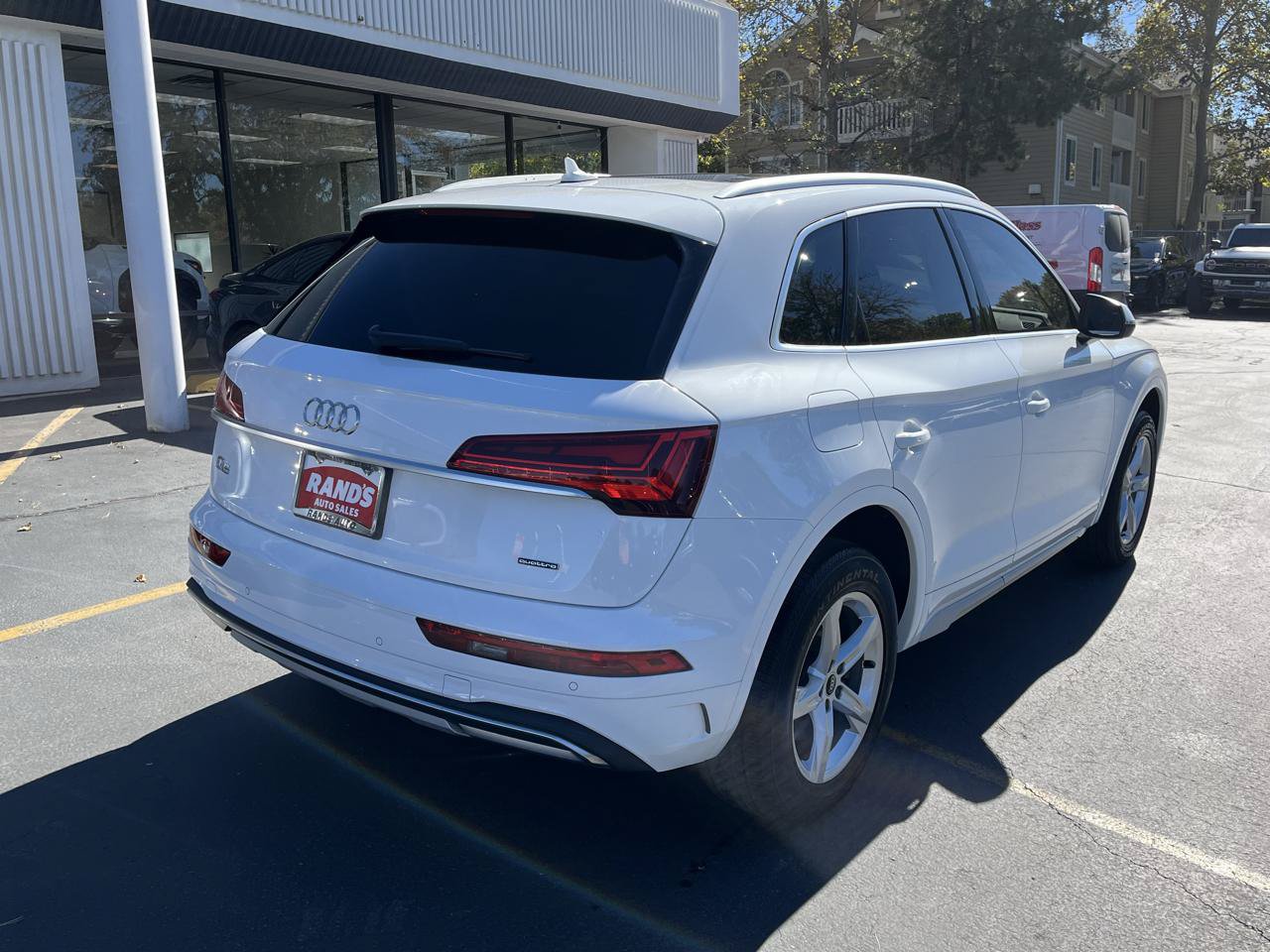 Used 2023 Audi Q5 2.0T Premium w/ Convenience Package AWD/4WD image 12