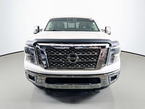 Used 2018 Nissan Titan SL w/ Chrome Package AWD/4WD image 2