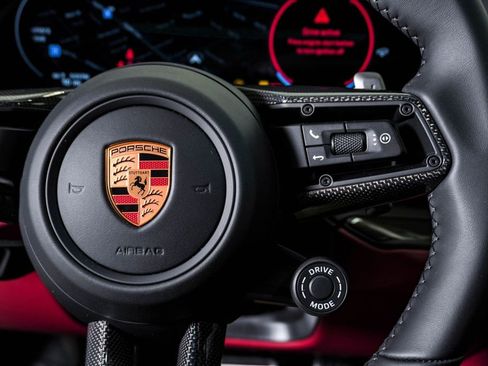 New 2026 Porsche Cayenne GTS image 19