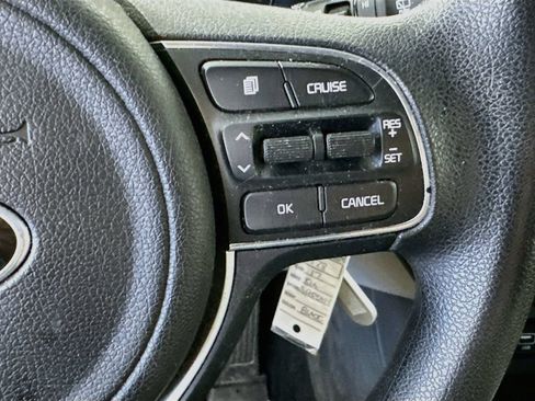 Used 2017 Kia Sportage LX AWD/4WD image 24