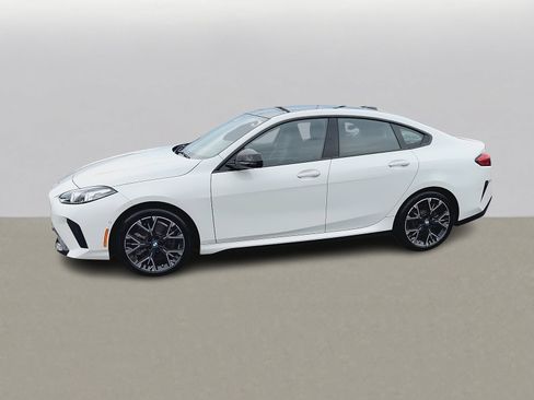 Used 2026 BMW 228i xDrive w/ Technology Package AWD/4WD image 5