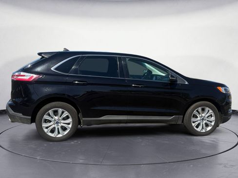 Used 2022 Ford Edge Titanium w/ Equipment Group 301A AWD/4WD image 6