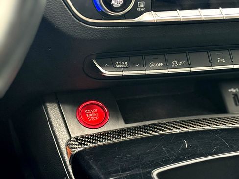 Used 2021 Audi Q5 2.0T Premium image 40