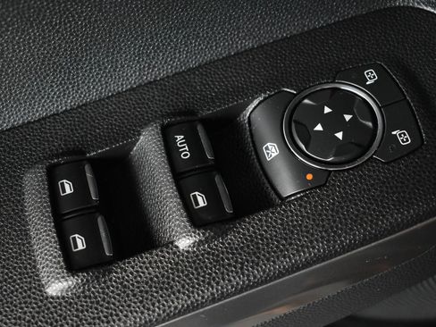 Used 2020 Ford EcoSport SES image 13