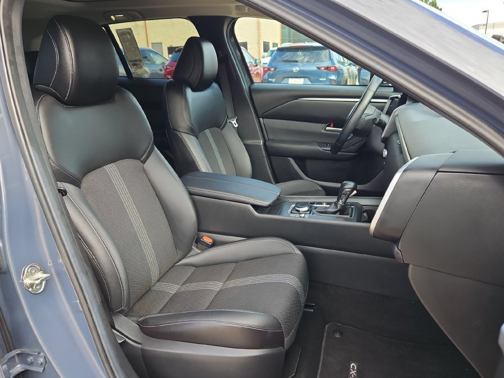 Used 2025 MAZDA CX-50 AWD 2.5 S w/ Premium Package image 31