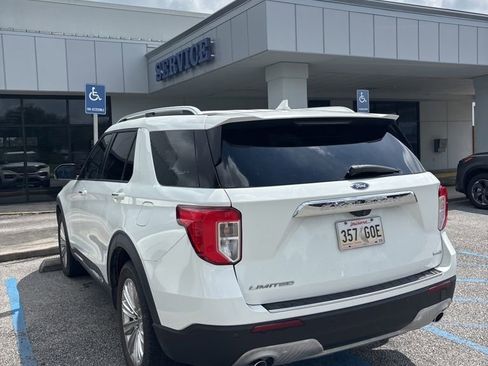 Used 2020 Ford Explorer Limited RWD image 4