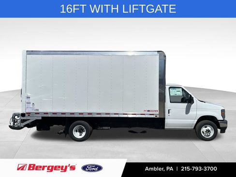 New 2027 Ford E-350 and Econoline 350 Super Duty w/ Driver's Safety Package RWD image 1