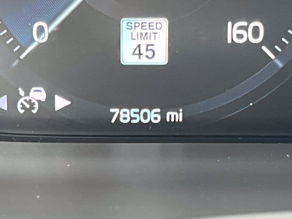 Used 2018 Volvo XC90 T6 Inscription w/ Convenience Package AWD/4WD image 11