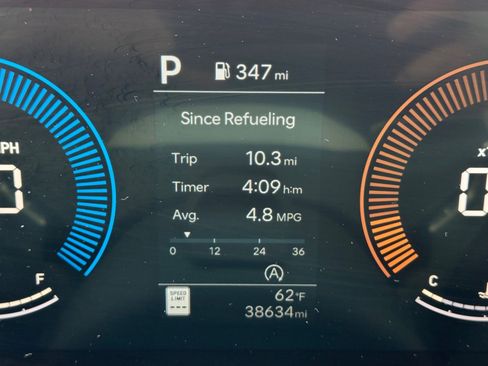 Used 2024 Hyundai Santa Fe SEL image 33