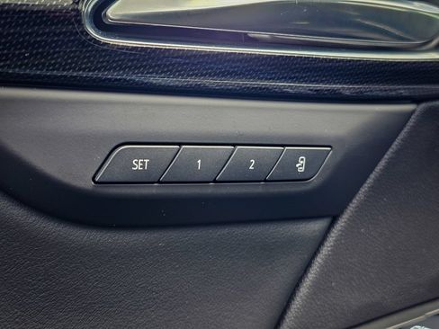 Used 2023 Buick Envision Essence AWD/4WD image 11