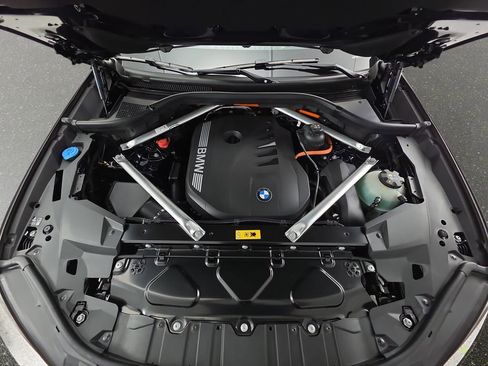 New 2026 BMW X5 xDrive50e w/ Executive Package AWD/4WD image 30