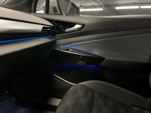 Used 2022 Volkswagen ID.4 Pro image 32