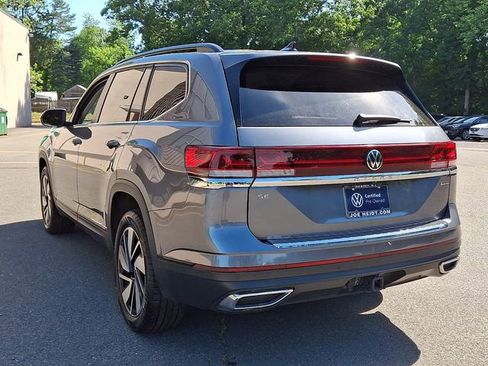 Certified 2024 Volkswagen Atlas SE w/ Panoramic Sunroof Package AWD/4WD image 8