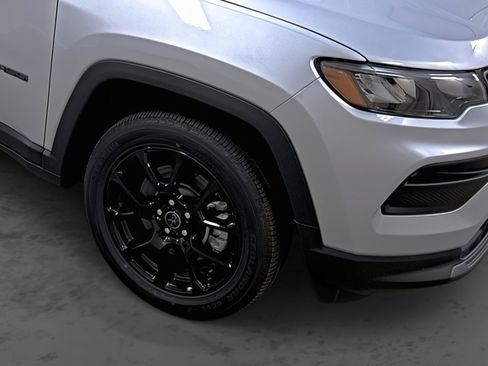 New 2026 Jeep Compass Latitude w/ Quick Order Package 29K image 14