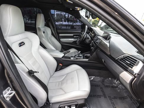 Used 2018 BMW M3 w/ Executive Package RWD image 25